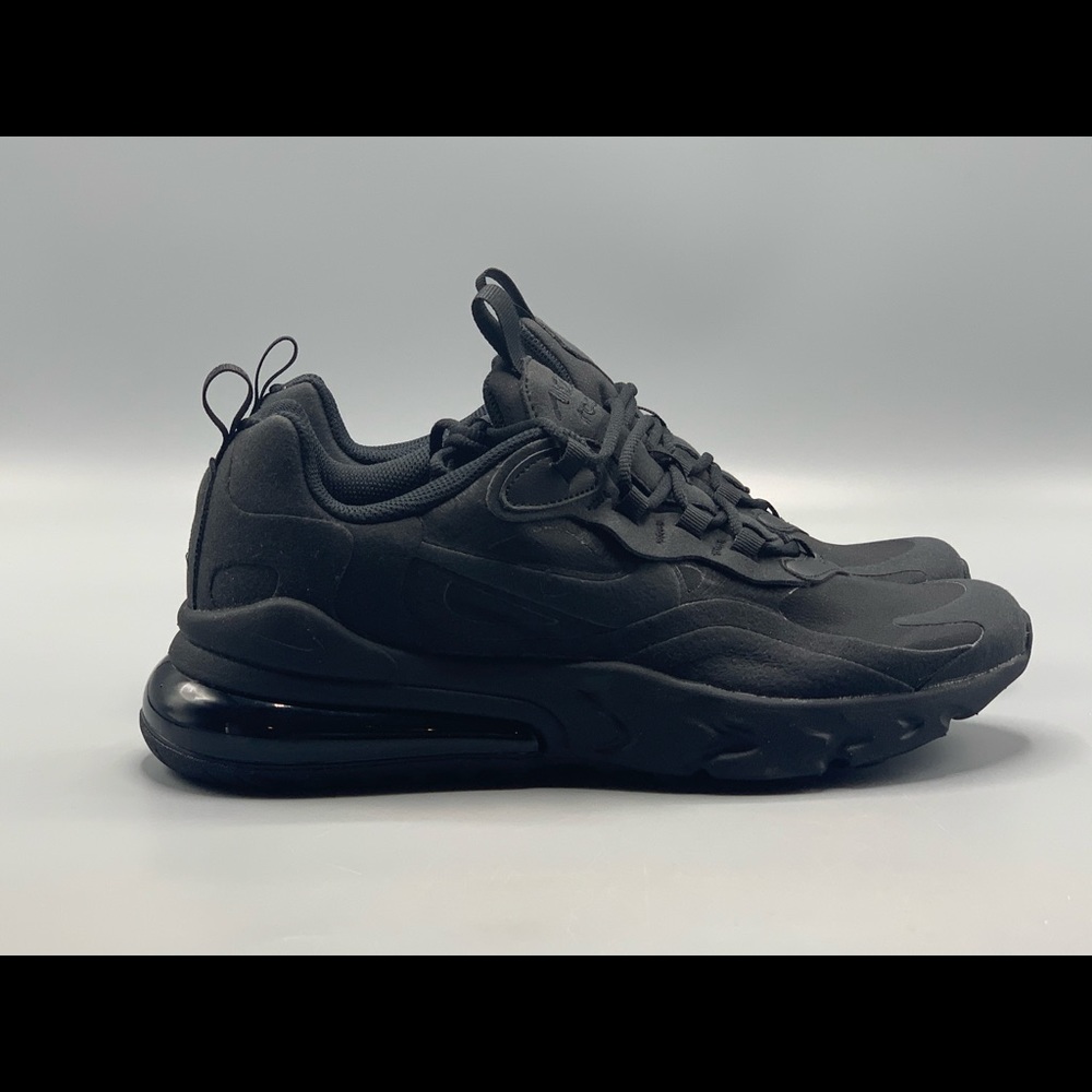 Nike Air Max 270 React GS Size 7Y = 8.5 Women